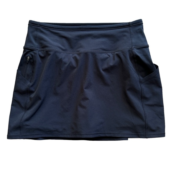 Athleta Action Skort in Dobby 14.5" Black Small 567043 Built In Shorts Pockets - Picture 2 of 10
